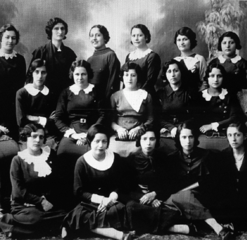 Association of the Progressive Iranian Women. 1936 (Kanoun-e-Banovan)