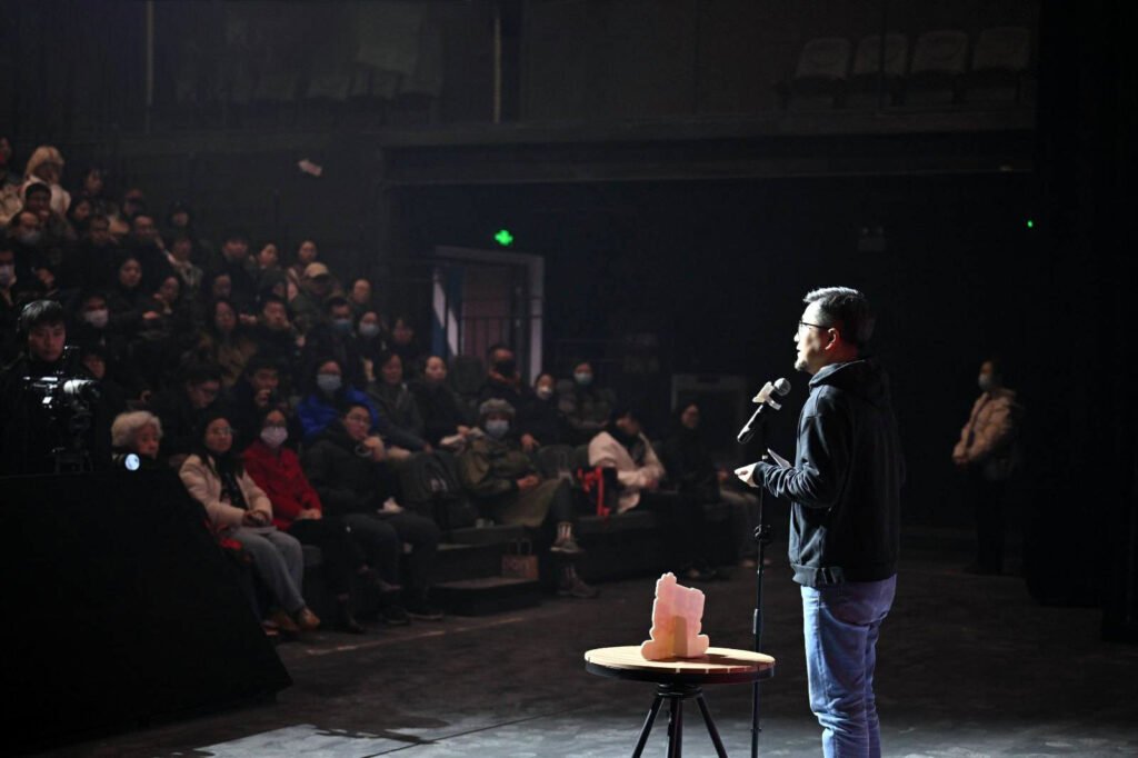 hosting Story Open Mic in Chengdu